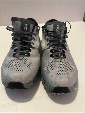 On Running Men's Athletic Shoes - Gray and Black